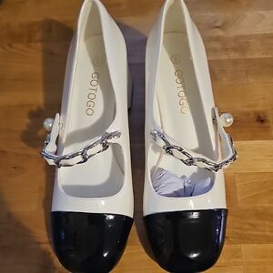 Two-Tone Patent Mary Jane Pumps in White and Black